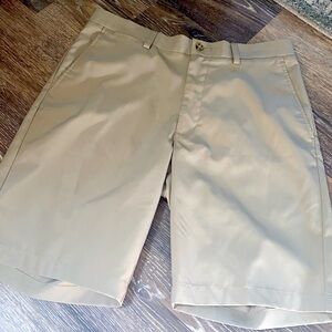 PGA tour men’s shorts khaki size 32